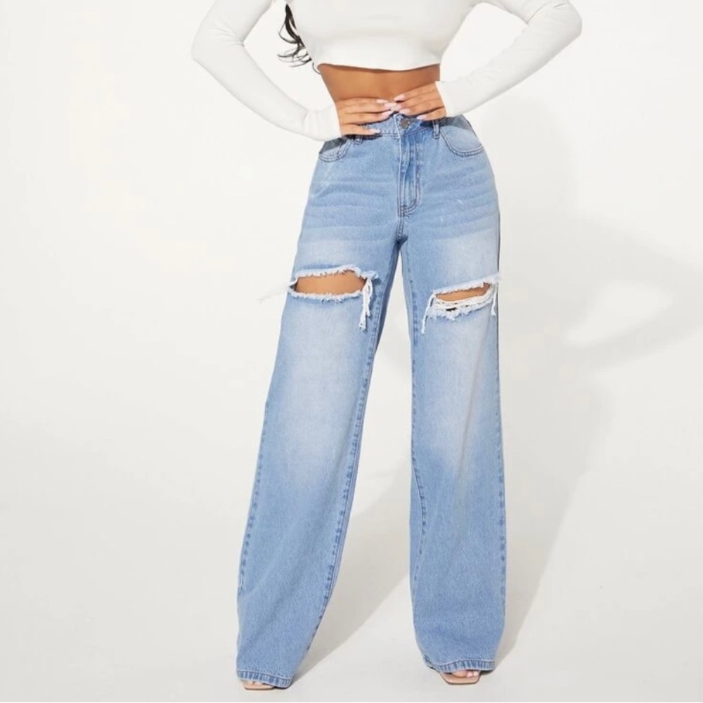 new. SHEIN JEANs